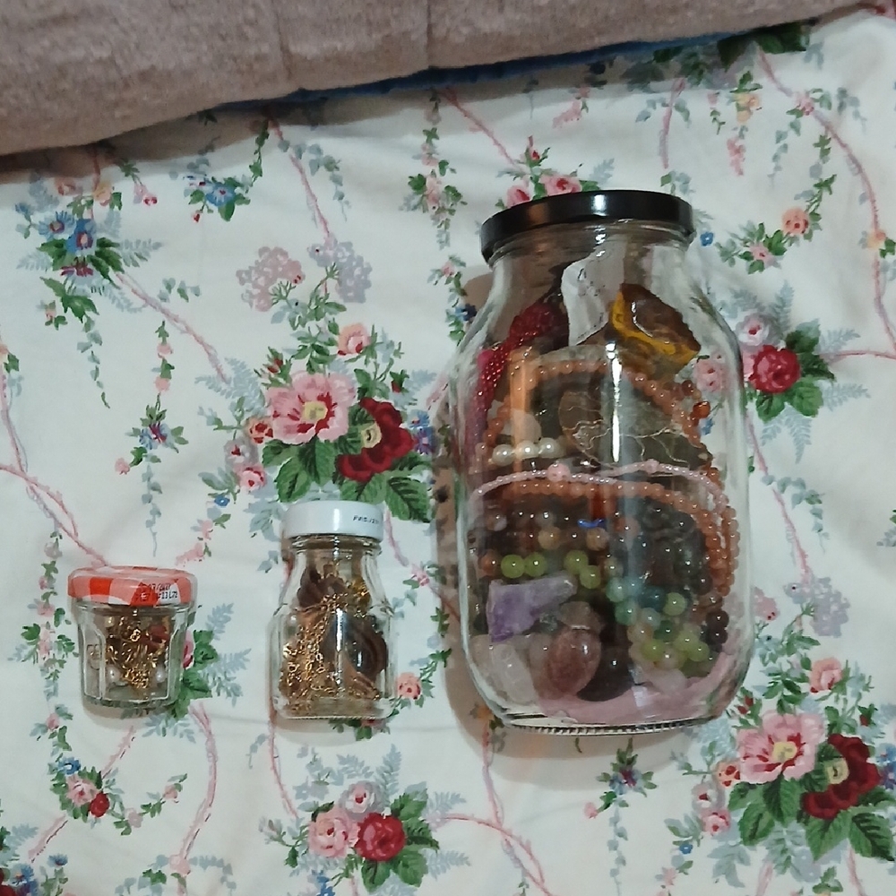 ♡Lot Of 3 Jewelry Jars-Mostly Crystals,Vintage Faux Pearls- Please Do Not Bundle